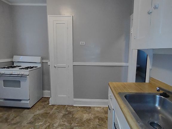 2nd image of 3344 W 110th St #11383387
