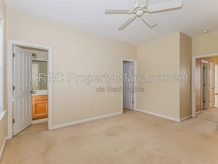105 Barberry St — Photo 10