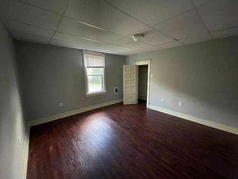 10 Valley Street — Photo 6