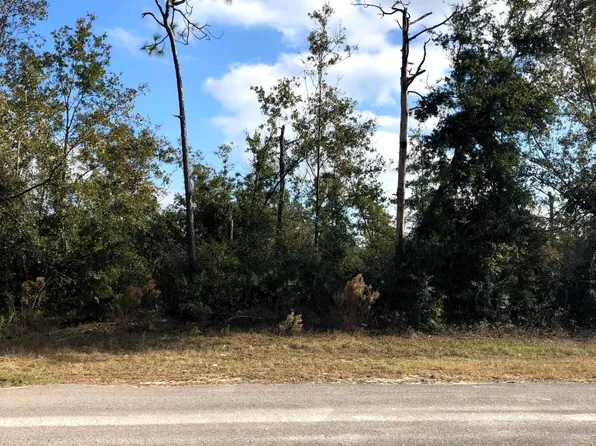 8617 Wood Cir, Panama City, FL 32404