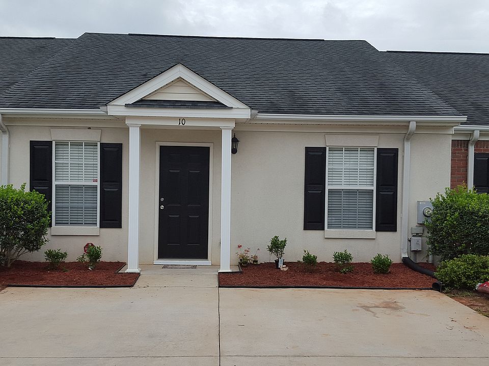 1st image of 10 Leigh Place Dr