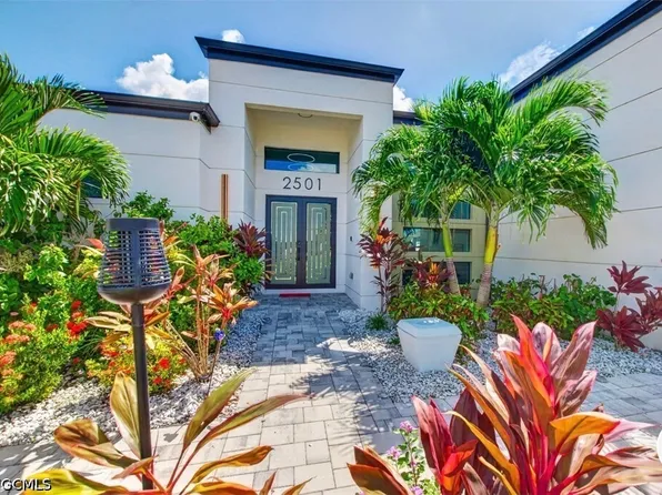 2501 SW 23rd Place Cpe, Coral, FL 33914