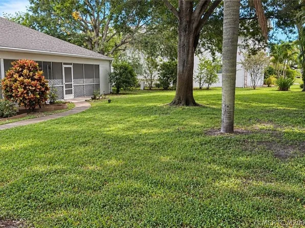 2155 SE Edler Dr, Stuart, FL