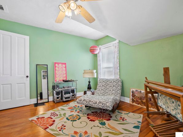 lincoln-nebraska-150305363 picture