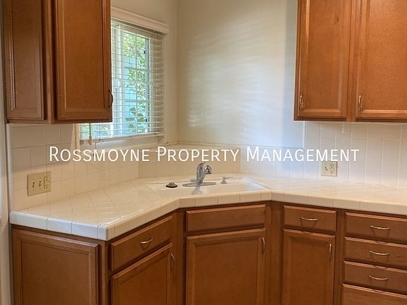 4th image of 2334 N Lamer St