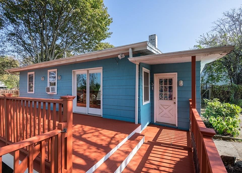 1st image of 7 Vista Ave