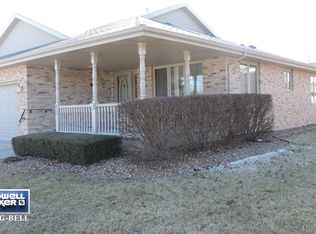 833 Deerpath Ln, Elwood, IL 60421