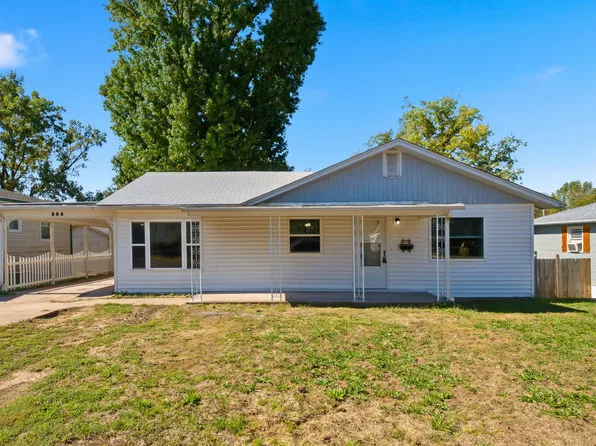304 N Lincoln Avenue, Monett, MO 65708