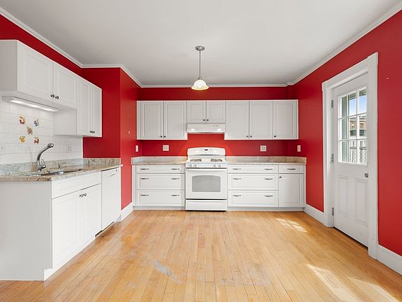 2nd image of 106 H St