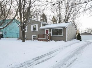 5953 Gumwood Rd, Mound, MN 55364