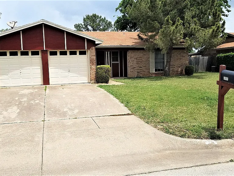 4617 Aspen Way — Photo 1