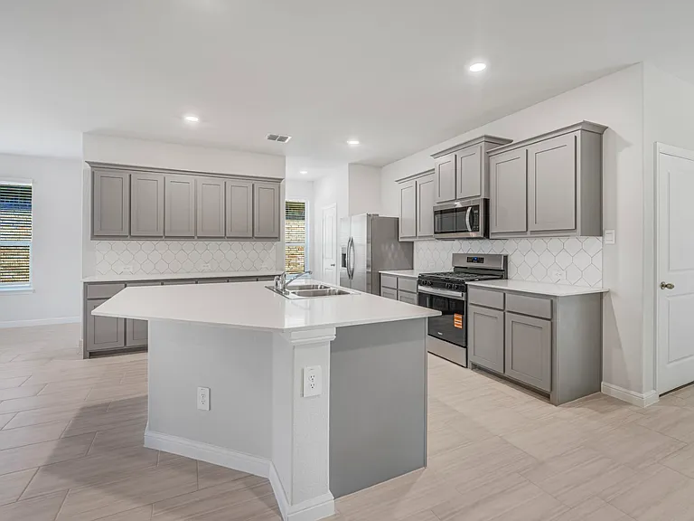 Springhill South — Photo 17
