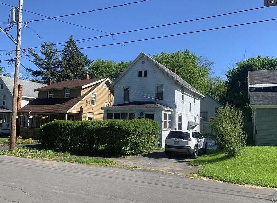 1st image of 118 Cortland Pl