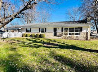 22 Q St, Bedford, IN 47421