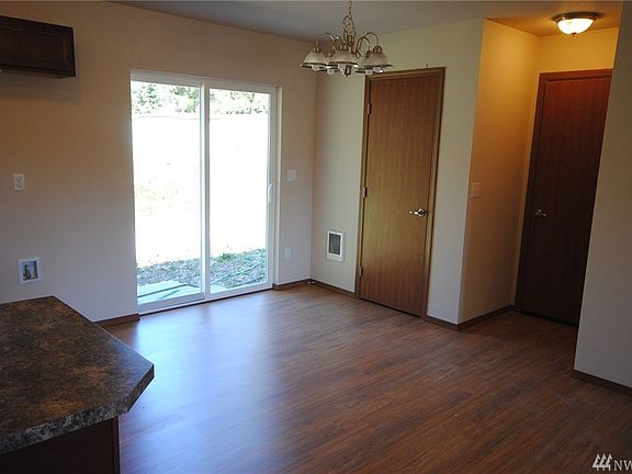 3rd image of 19906 65th Ave E