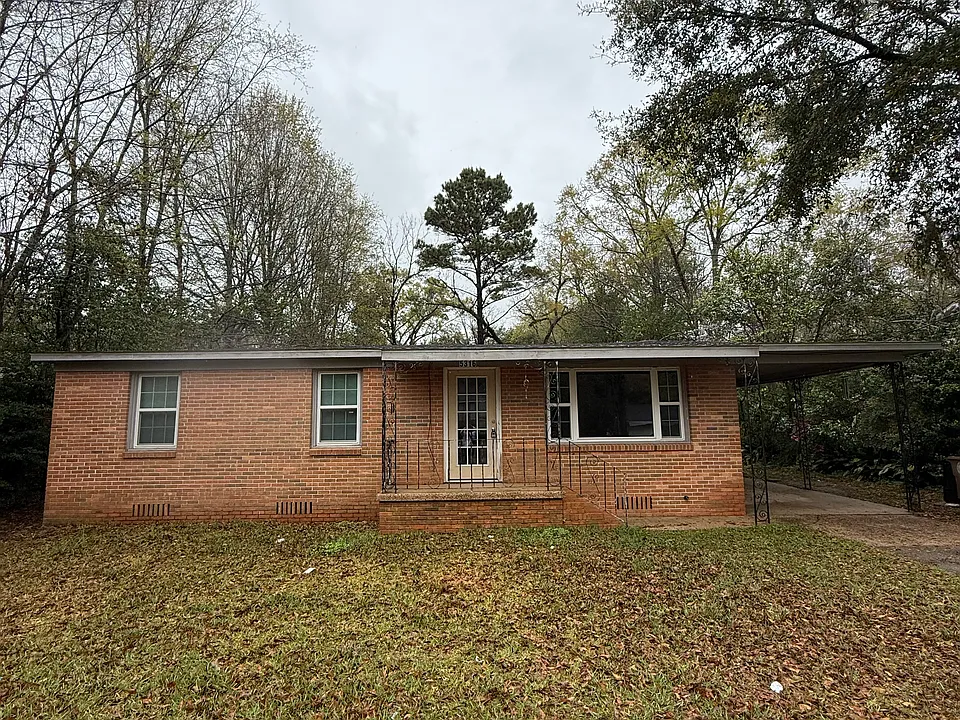 5316 Colonial Cir S