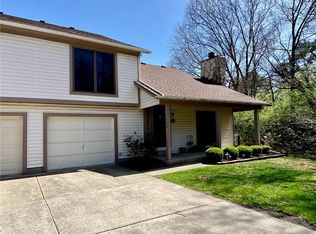 1502 Sanzon Dr, Fairborn, OH 45324