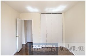 5th image of 245 E 44th St APT 19B