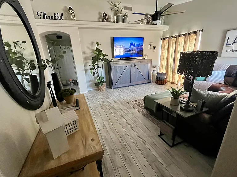 3290 Arapaho Dr #102 — Photo 3