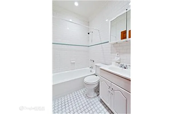 Rented by Douglas Elliman | media 4