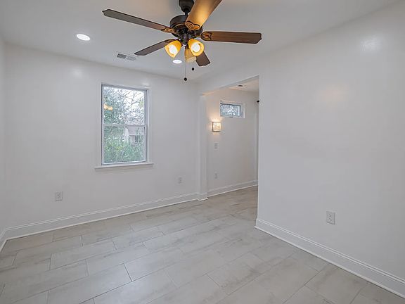 5th image of 825 Market St