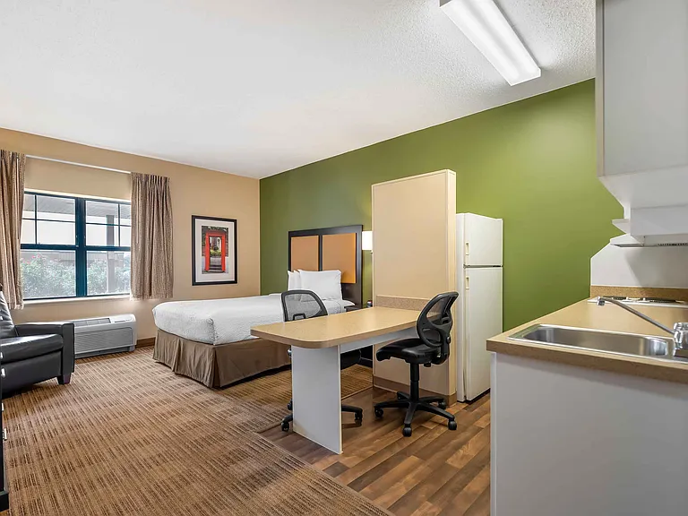 Studio Suite - 1 King Bed