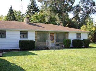 4290 Farmcrest St, Burton, MI 48509