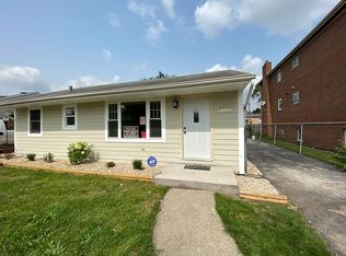 8538 45th St, Lyons, IL 60534