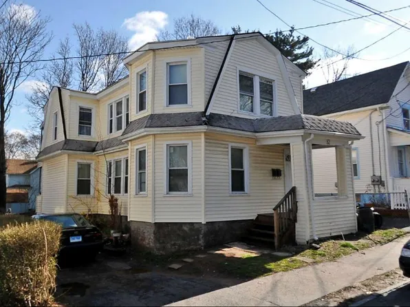 82 Myrtle St, Meriden, CT 06450