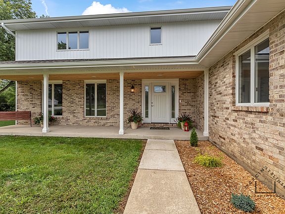 2nd image of 14911 Ron Ct
