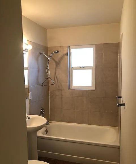 399 Arcade Blvd — Photo 12