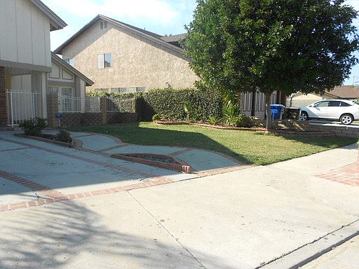 3rd image of 20248 Elkwood St