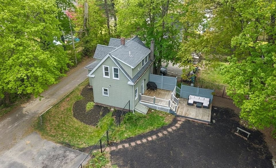 1st image of 24 Bowker Ave