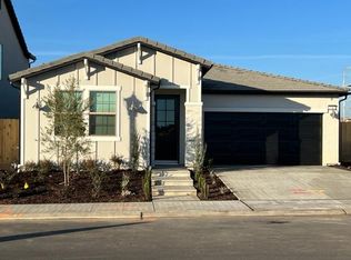 3987 Trenton Ave, Clovis, CA 93619