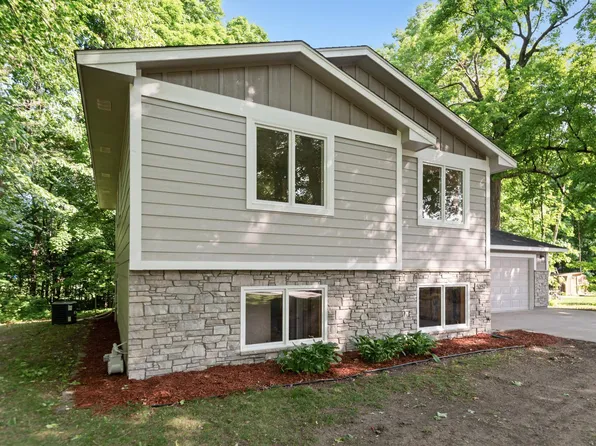 5257 Lannon Ave NE, Albertville, MN 55301