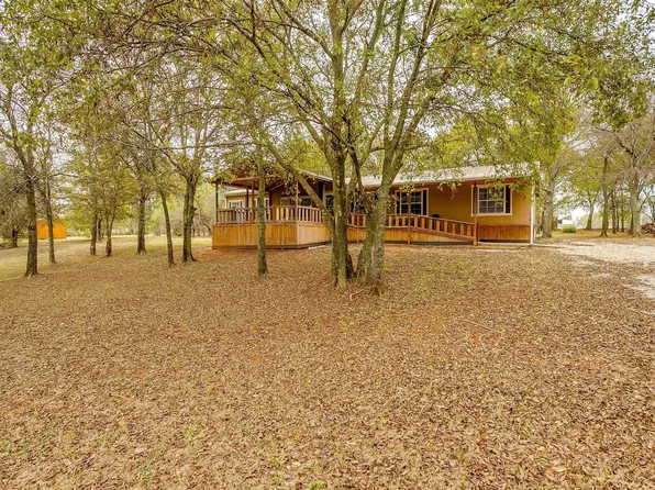 2405 Gills Crossing Ct, Alvarado, TX 76009