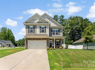 101 Cramerton Mills Pkwy, Cramerton, NC 28032