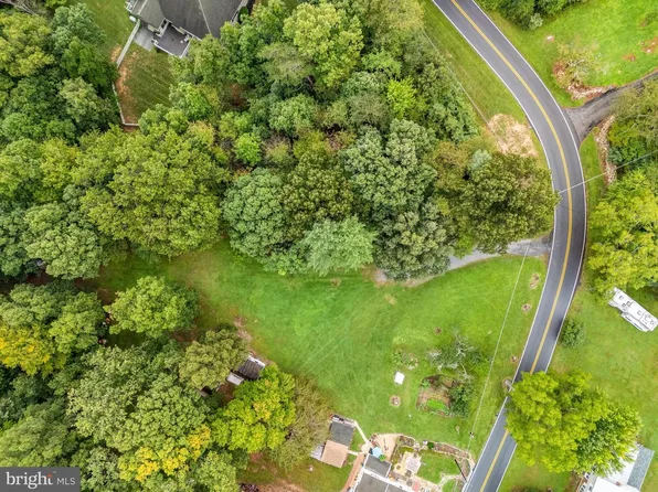 Ford Rd, Frederick, MD 21702