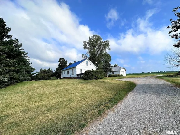 1863 Township Road 2850n, Seaton, IL 61476