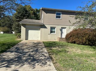 1331 Stardust Ave NW #1331, Canton, OH 44708