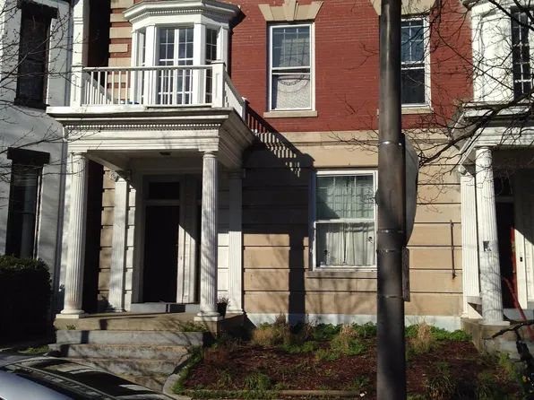 2228 W Grace St, Richmond, VA 23220