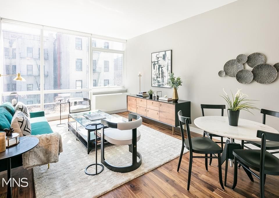 1st image of 507 W 28th St APT 1101