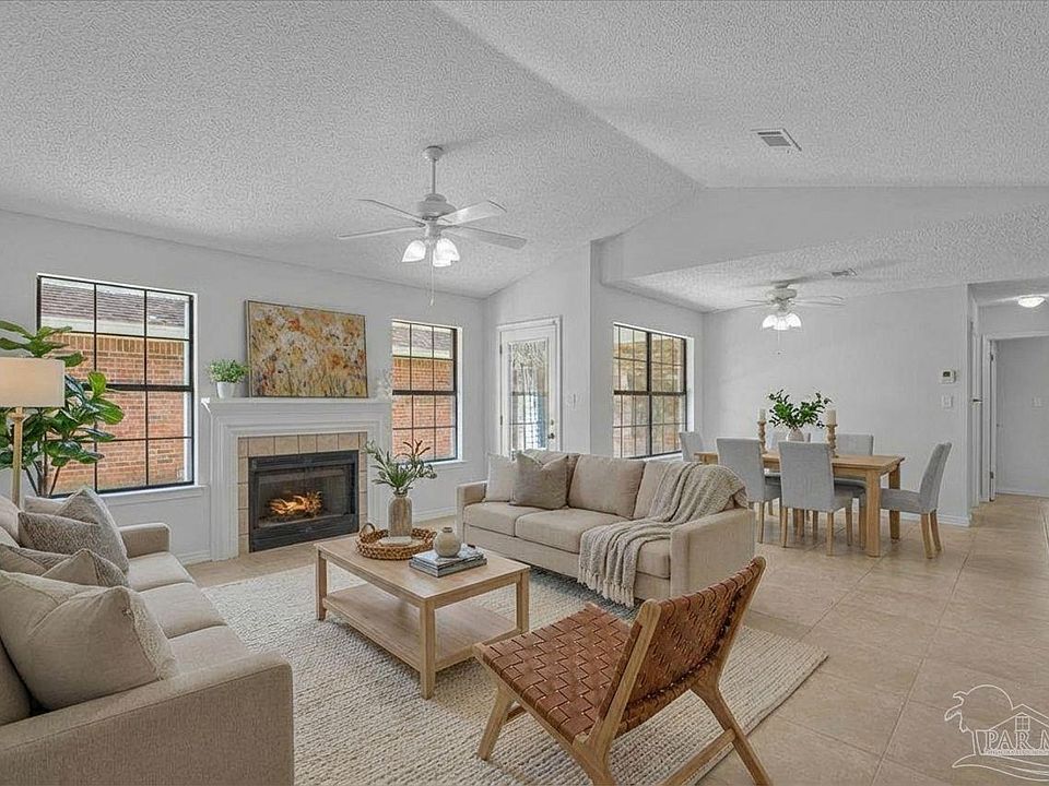 1st image of 3251 Braxton Cir