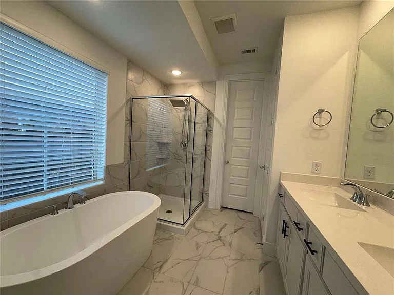 4056 Anglers Way — Photo 10