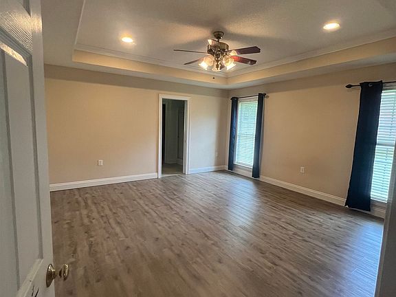 3rd image of 9667 Callaway Dr