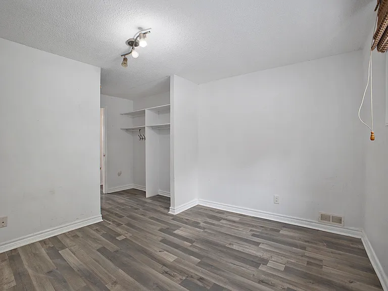 159 Castlefrank Rd #159 — Photo 11