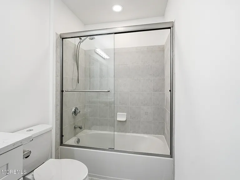 10 Etty Ct — Photo 63