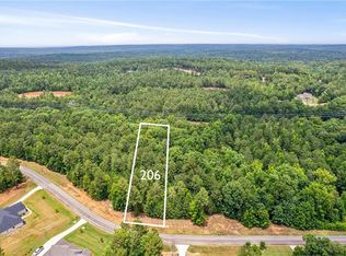 206 Crescent Dr, Forsyth, GA 31029