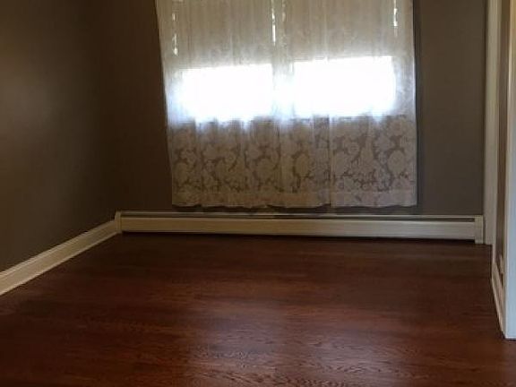 5th image of 10348 Central Ave APT 2