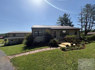 124 Willowbrook Rd, Princeton, WV 24739